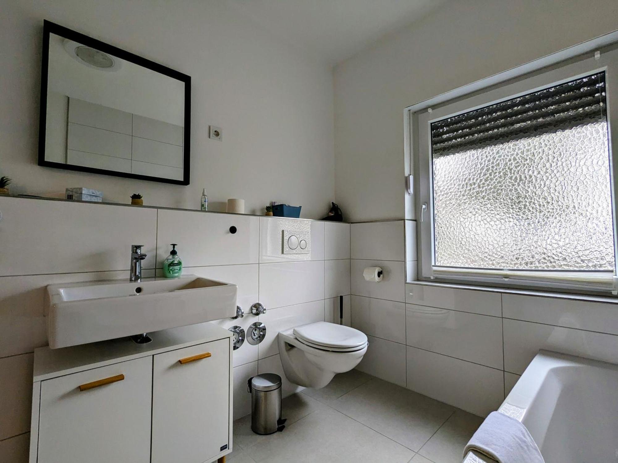 55Qm Messe Wohnung, Trade Fair, 6 Minuten Zur Messe Rheinstetten Luaran gambar